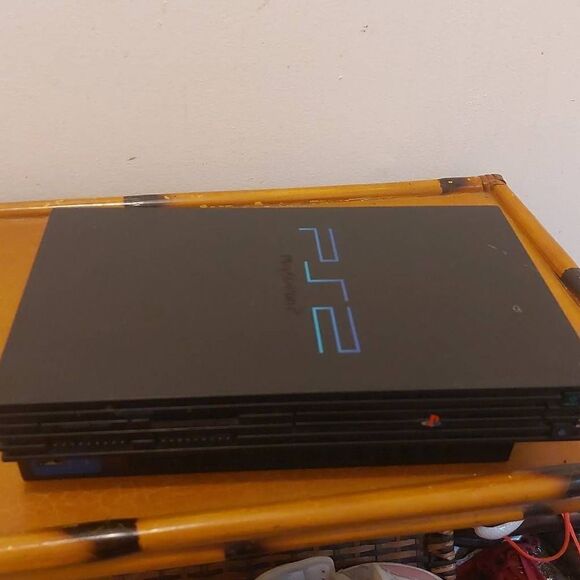 SONY PLAYSTATION 2...EVERYTHING WORKS